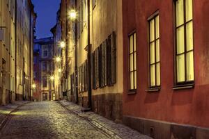 Флизелинов фототапет стара осветена улица 375 x 250 см