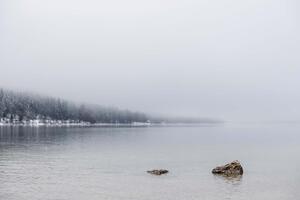 Флизелинов фототапет скали и мъглив ден 375 x 250 см