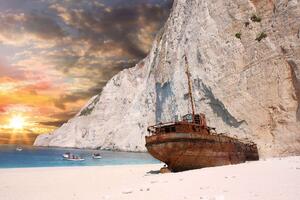 Флизелинов фототапет корабокрушение в закинтос 375 x 250 см