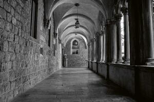 Флизелинов фототапет доминикански манастир 375 x 250 см
