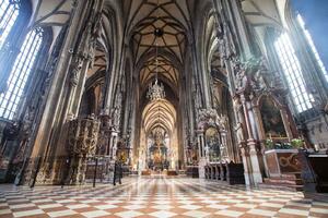 Флизелинов фототапет катедралата свети вит 375 x 250 см