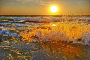 Флизелинов фототапет зора над морето 375 x 250 см