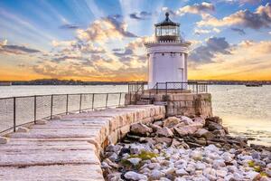 Флизелинов фототапет фар с изгрев 375 x 250 см