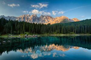Флизелинов фототапет лаго ди кареца 375 x 250 см