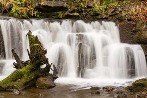 Флизелинов фототапет широк водопад 375 x 250 см