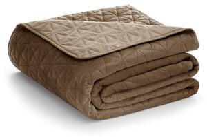 Светлокафяво капитонирано покривало за легло 170x210 cm Laila – AmeliaHome