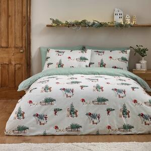 Зелено/в естествен цвят двойно фланелено спално бельо 200x200 cm Brushed Christmas Dogs – Catherine Lansfield