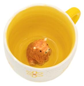 Жълта/кремава порцеланова чаша 350 ml Surprise Highland Cow – Sass & Belle