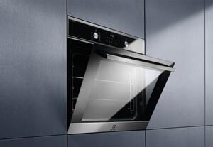 Фурна за вграждане Electrolux EOD6P77WX, 72л. обем, пиролиза, LED дисплей, инокс