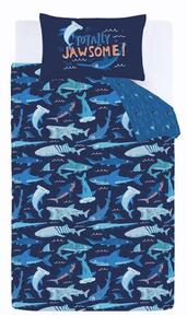 Синьо детско спално бельо за детско креватче 120x150 cm Jawsome Shark – Catherine Lansfield