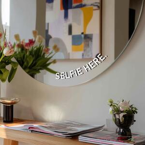 Стикер за огледало S49 – SELFIE HERE. (round) 39x8