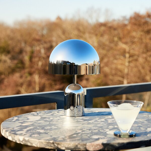 Tom Dixon LED настолна лампа Beat от Dixon, алуминиев цвят, височина 53 cm, Затъмняване, Металик, Дневна/трапезария, Алуминий, Дизайн