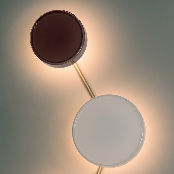 MARSET LED стенна лампа Caramel, кафява, Ø 22 cm, TRIAC, стъкло, Затъмняване, Кафяв / ръждив, Дневна/трапезария, Стъкло, Дизайн
