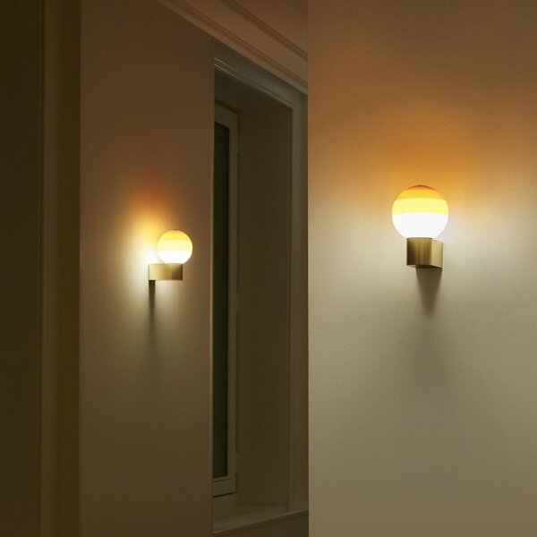 MARSET LED стенна лампа Dipping Light A1, оранжева/златна, Затъмняване, Злато / месинг, Дневна/трапезария, Метал, Дизайн, Глобус