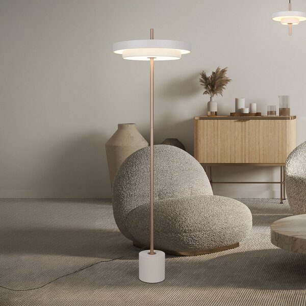 Trio Lighting LED стояща лампа Keaton, светло сива, височина 138 cm, метал, CCT, Затъмняване, Сив, Дневна/трапезария, Метал