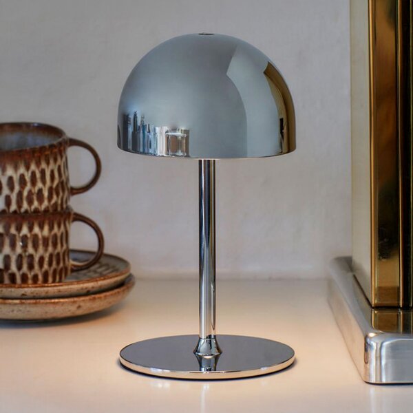 Sirius LED акумулаторна настолна лампа Tim, хромирана, височина 22 cm, IP54, Металик, Дневна/трапезария, Метал, Модерен