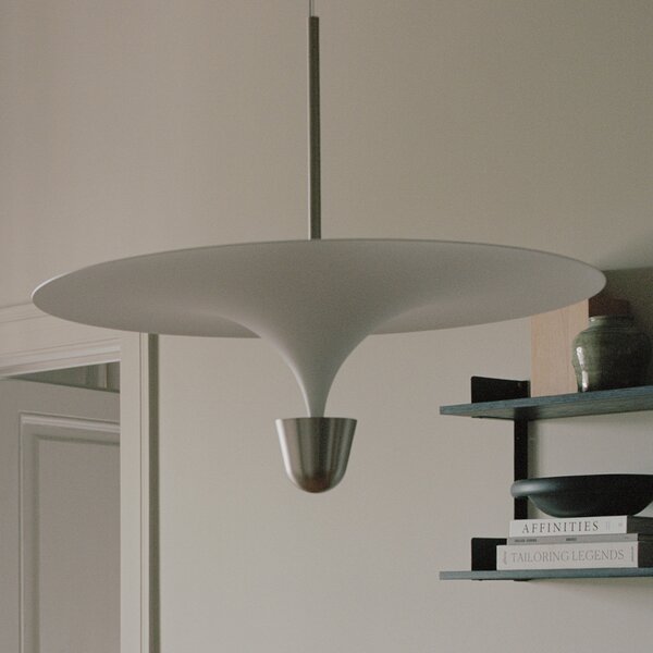 New Works LED висяща лампа Kantarell, Ø 60 cm, никел, Затъмняване, Бял, Дневна/трапезария, Метал, Дизайн