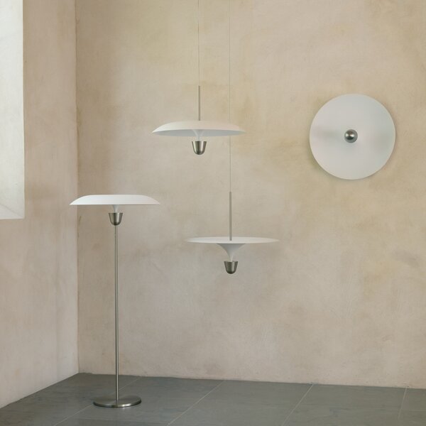 New Works LED висяща лампа Kantarell, Ø 60 cm, никел, Затъмняване, Бял, Дневна/трапезария, Метал, Дизайн
