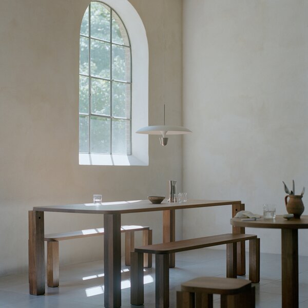 New Works LED висяща лампа Kantarell, Ø 55 cm, никел, Затъмняване, Бял, Дневна/трапезария, Метал, Дизайн