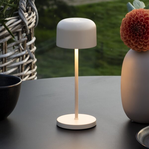 Konstsmide LED акумулаторна настолна лампа Lille, височина 20 cm, цвят пясък, IP54, USB, Затъмняване, Бежов, Дневна/трапезария, Алуминий, Модерен