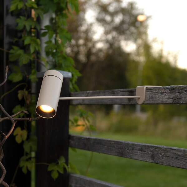 Konstsmide LED акумулаторна настолна лампа Multi, пясъчен цвят, височина 30 cm, IP54, Затъмняване, Бежов, Дневна/трапезария, Алуминий, Модерен