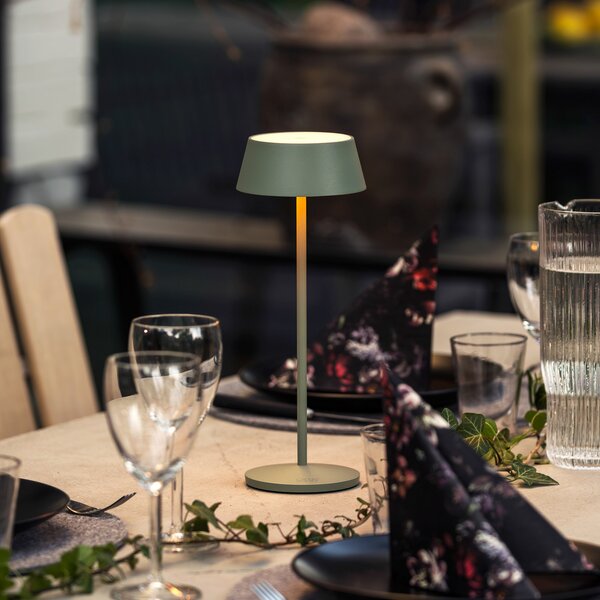 Konstsmide LED акумулаторна настолна лампа Menton, зелена, височина 27 cm, IP54, USB, Затъмняване, Зелен, Дневна/трапезария, Метал, Модерен