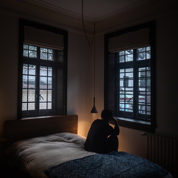 Foscarini Aplomb Mini висяща лампа от бетон, кафява, Затъмняване, Кафяв / ръждив, Кухня, Бетон, Дизайн