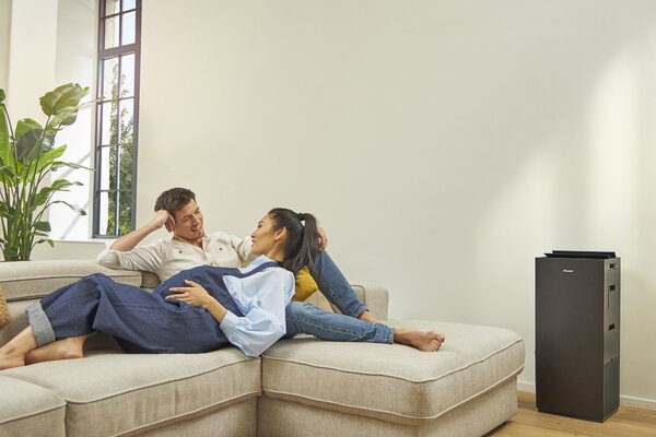 Пречиствател на въздух и овлажнител DAIKIN MCK70ZH, черен