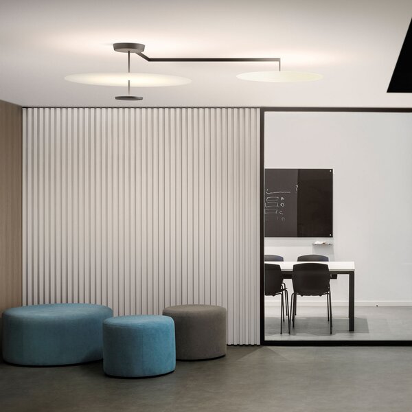 Vibia Flat LED таванска лампа 3-крилна Ø 55 cm бяла, Затъмняване, Бял, Дневна/трапезария, Метал, Скандинавски