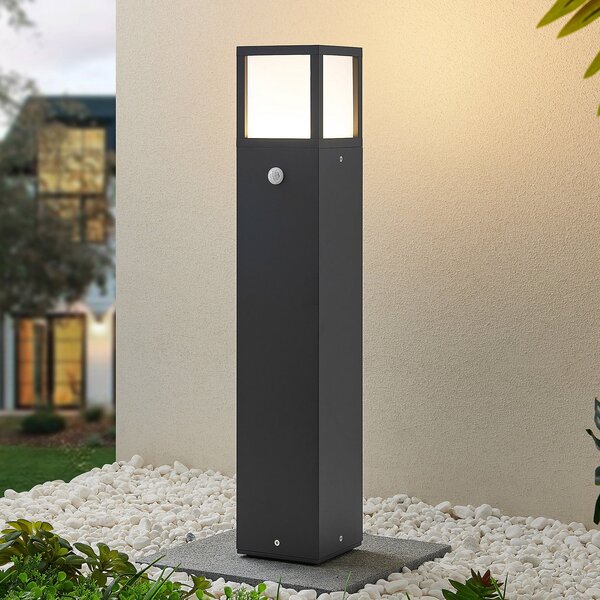 Lucande LED светлина за пътеки Dewari, детектор движение, 65 cm, IP54, Сив, Алуминий, Модерен