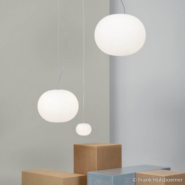 FLOS Glo-Ball - сферична висяща светлина 33 cm, Затъмняване, Бял, Дневна/трапезария, Стъкло, Дизайн, Глобус