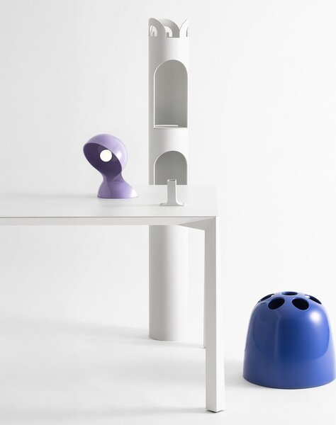 Artemide настолна лампа Dalú, лавандула, височина 26 cm, пластмаса, Лилав, Дневна/трапезария, Пластмаса, Дизайн