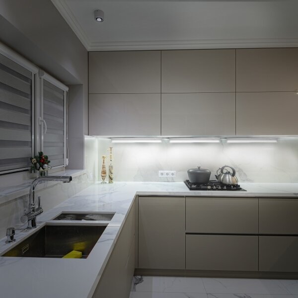Solight WO203-30 - LED осветително тяло за под шкаф LED/4W/230V 4100K 28 cm