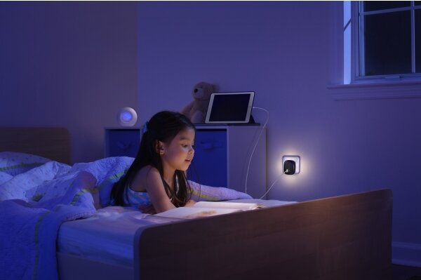 Osram - LED нощна лампа за контакт със сензор и USB LUNETTA LED/12,5W/230V