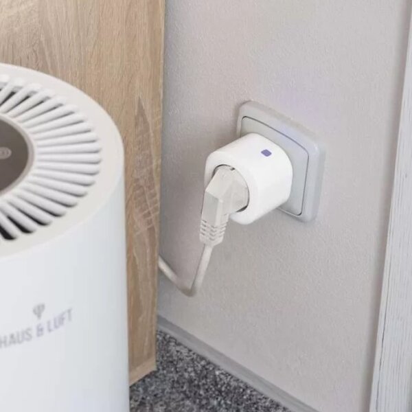 Умен контакт SCHUKO GoSmart 3680W/230V/16A Wi-Fi Tuya