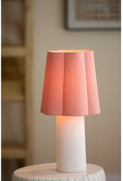 Настолна лампа в цвят сьомга/кремава с текстилен абажур (височина 50 cm) Musaby – Light & Living