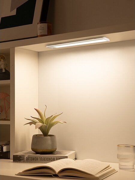 LED осветително CABINET-4 с PIR сензор LED/1,5W/230V 1100mAh 4000K