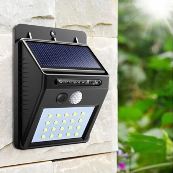 Соларна LED стенна лампа със сензор LED/0,55W/3,7V 1200 mAh IP65