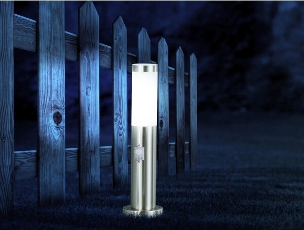 Globo 3158SLED - LED външна лампа със сензор BOSTON 1xE27/8,8W/230V IP44