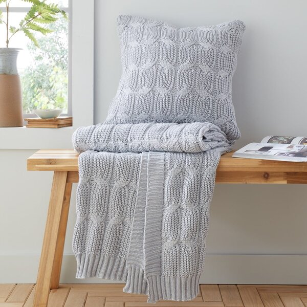 Сиво плетено одеяло 130x170 cm Chunky Marl Knit – Catherine Lansfield