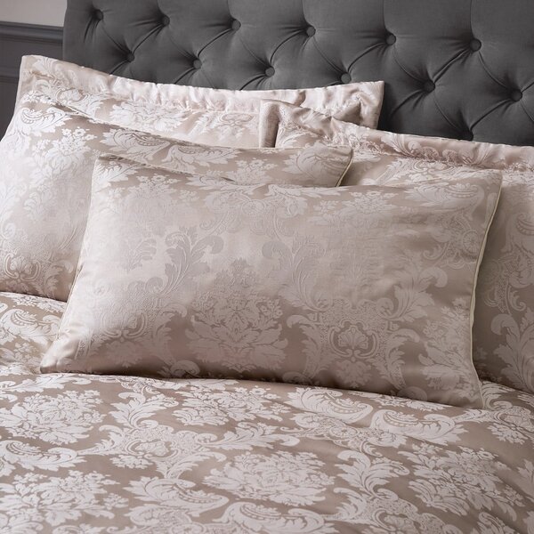 Бежово двойно спално бельо от дамаск 200x200 cm Damask Jacquard – Catherine Lansfield