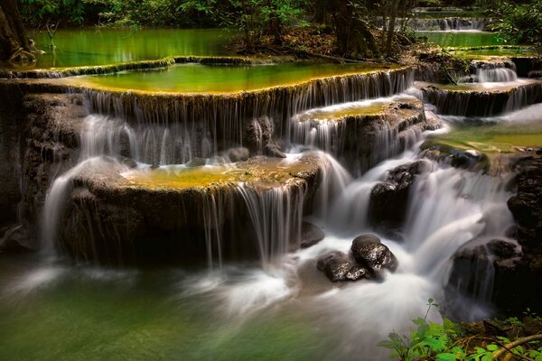 Флизелинов фототапет водопад хуай, мае камин 375 x 250 см