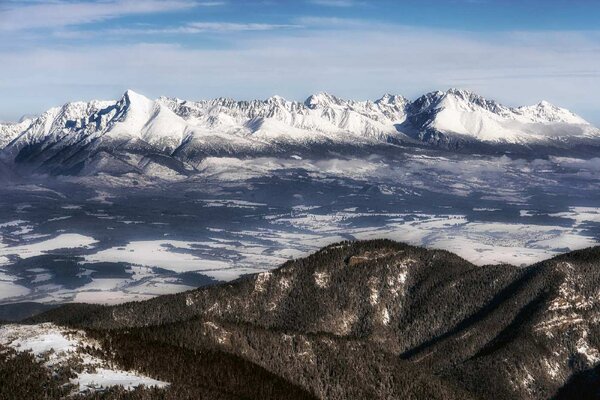 Флизелинов фототапет снежни татри 375 x 250 см
