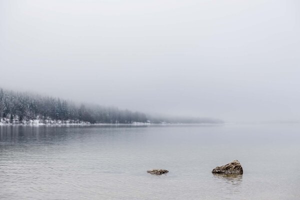 Флизелинов фототапет скали и мъглив ден 375 x 250 см