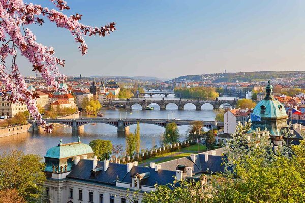 Флизелинов фототапет панорама на прага 375 x 250 см