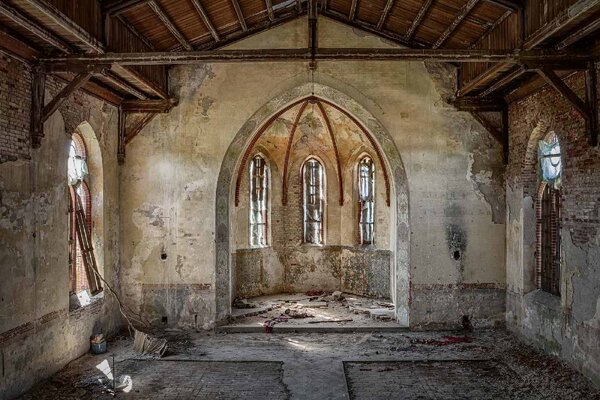 Флизелинов фототапет изоставена църква 375 x 250 см