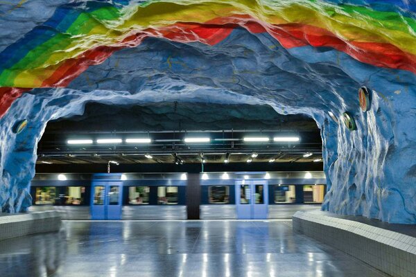Флизелинов фототапет метростанция 375 x 250 см