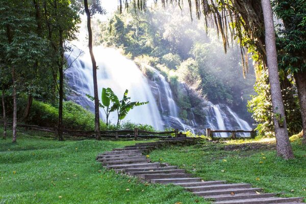 Флизелинов фототапет национален парк, тайланд 375 x 250 см
