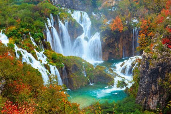 Флизелинов фототапет плитвички езера 375 x 250 см