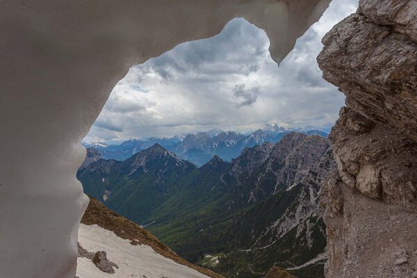 Флизелинов фототапет гледка към доломитите 375 x 250 см